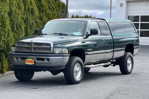 2002 Dodge Ram 2500 4x4 Cummins Diesel in Lincoln City, OR - Power in Lincoln City